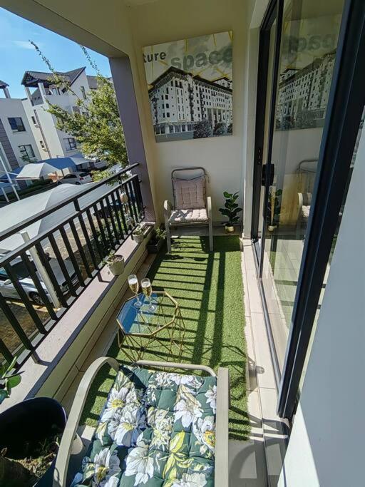 Classy And Cosy Apt - Dainfern Sandton Buitenkant foto